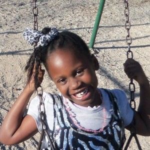 Meet your Posher, Carlos